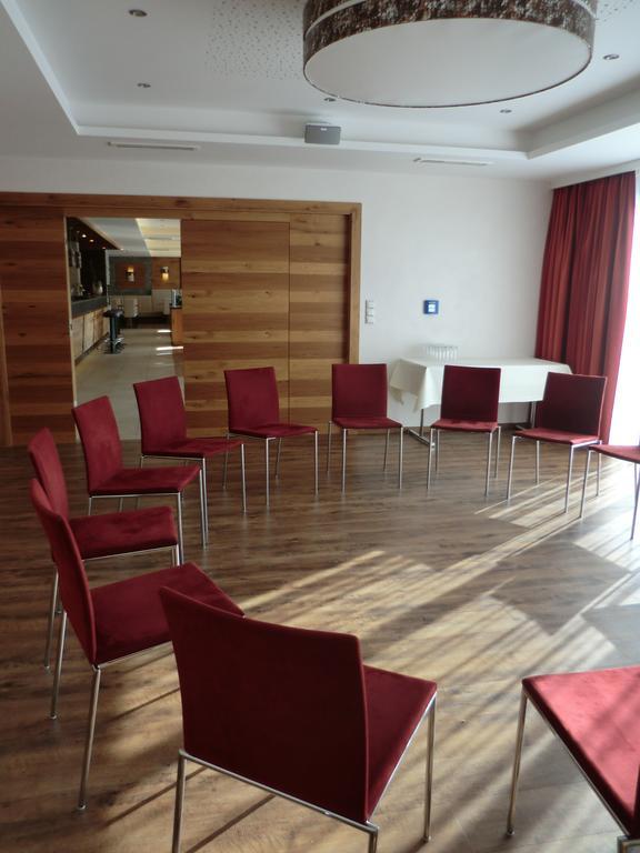 Alpenflair Hotel Buchloe Esterno foto