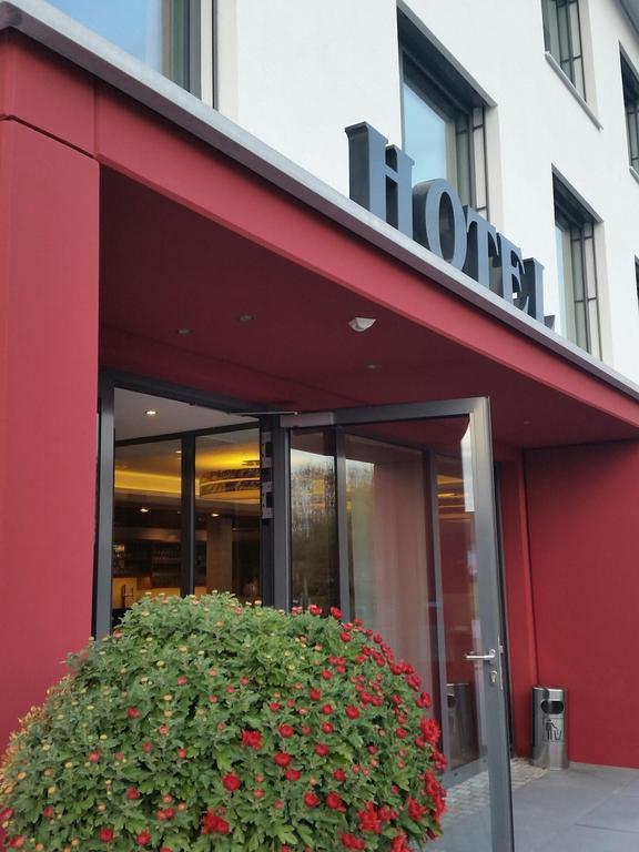 Alpenflair Hotel Buchloe Esterno foto