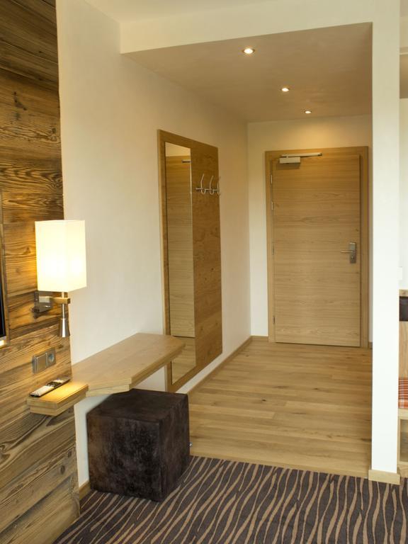 Alpenflair Hotel Buchloe Esterno foto